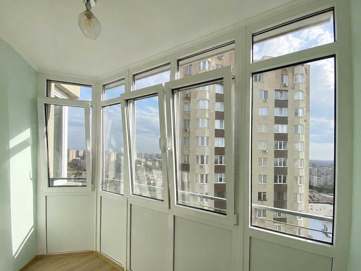 Продаж 2-кімнатної квартири 73.1 м², Градинська вул., 3