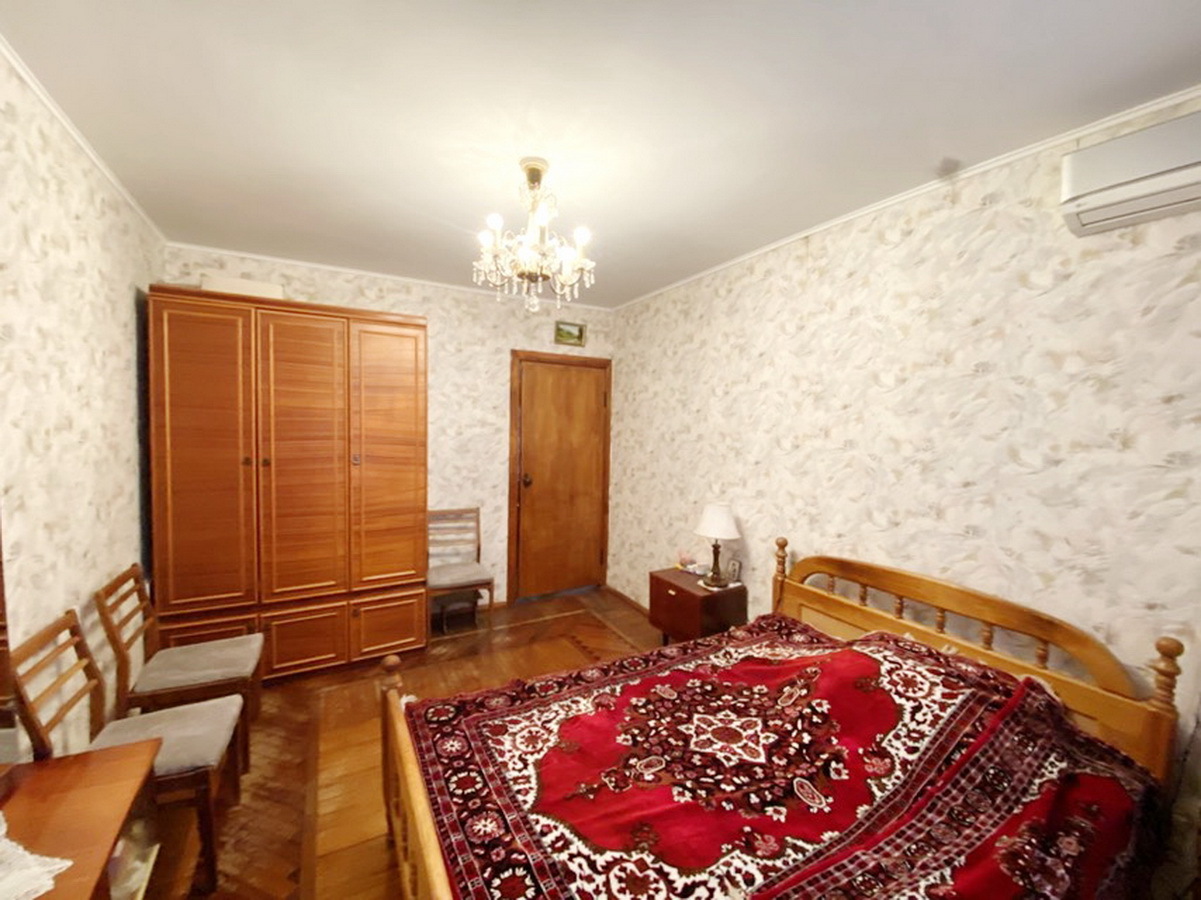 Продажа 3-комнатной квартиры 58 м², Чайковского ул.