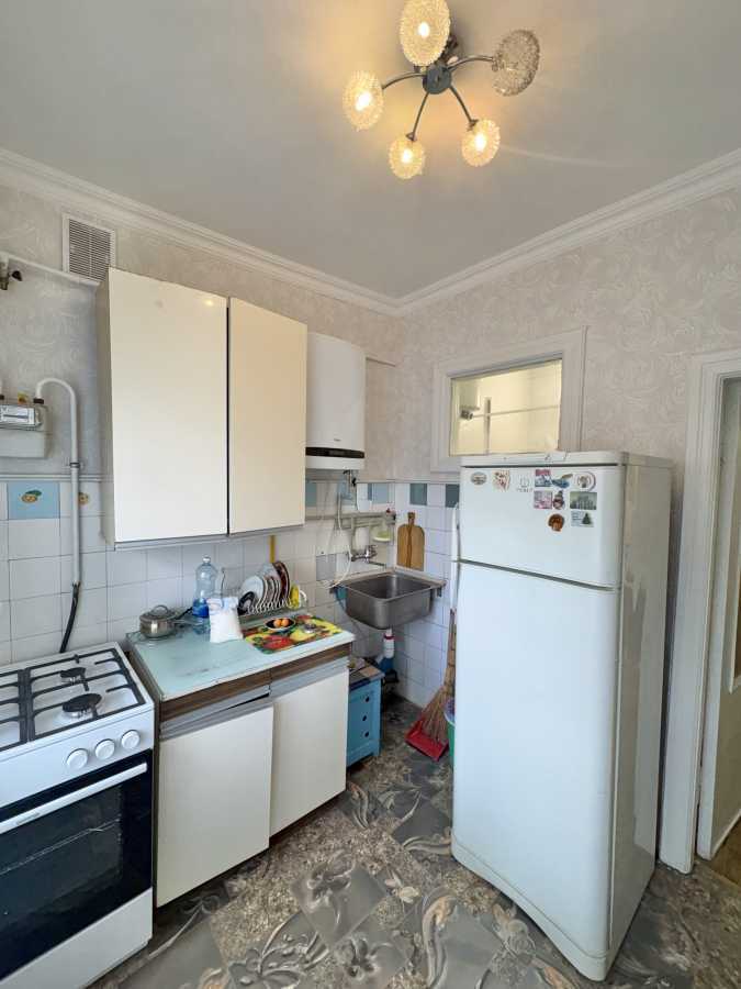 Оренда 2-кімнатної квартири 45 м², Євгена Гуцала пров., 4
