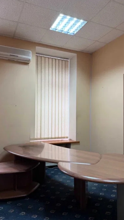 Аренда офиса 170 м², Нежинская ул.