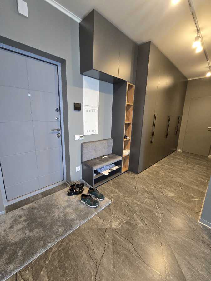 Аренда 3-комнатной квартиры 82.8 м², Шолуденко ул., 30