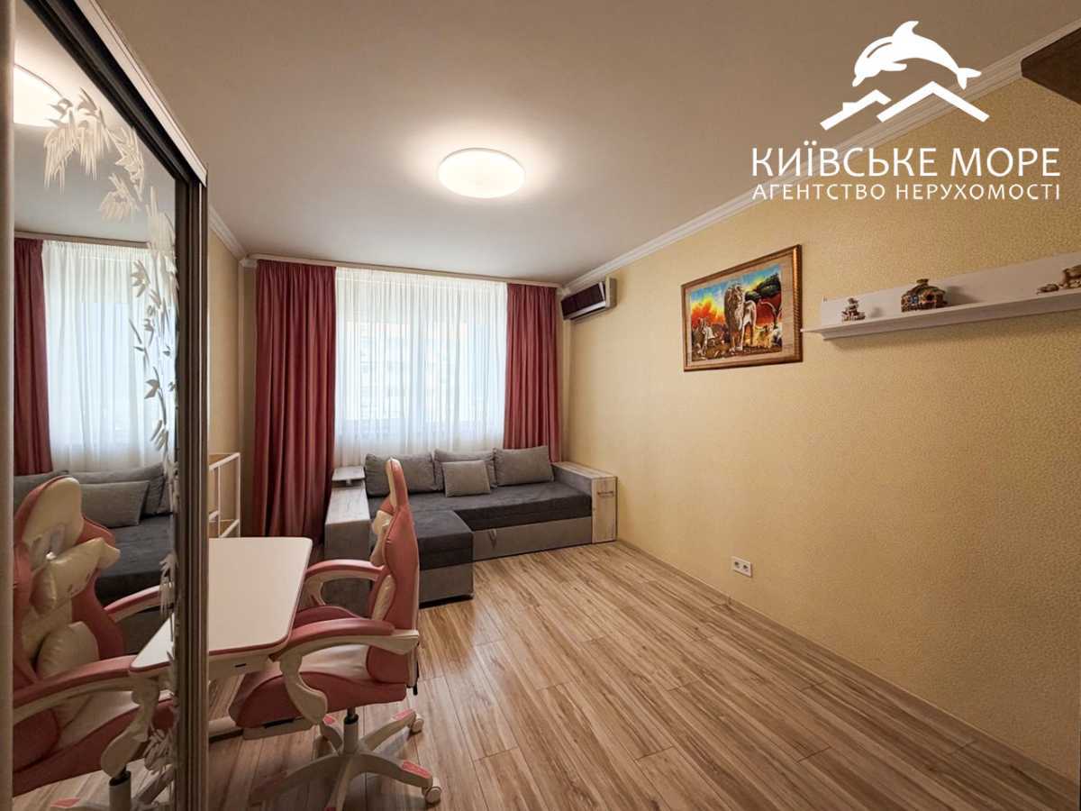 Продажа 3-комнатной квартиры 43 м², Воскресенская ул., 16А