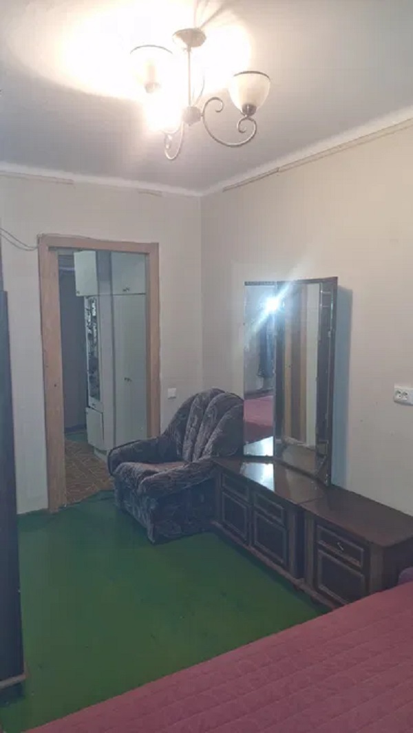 Продажа 2-комнатной квартиры 48.7 м², Академика Королева ул.