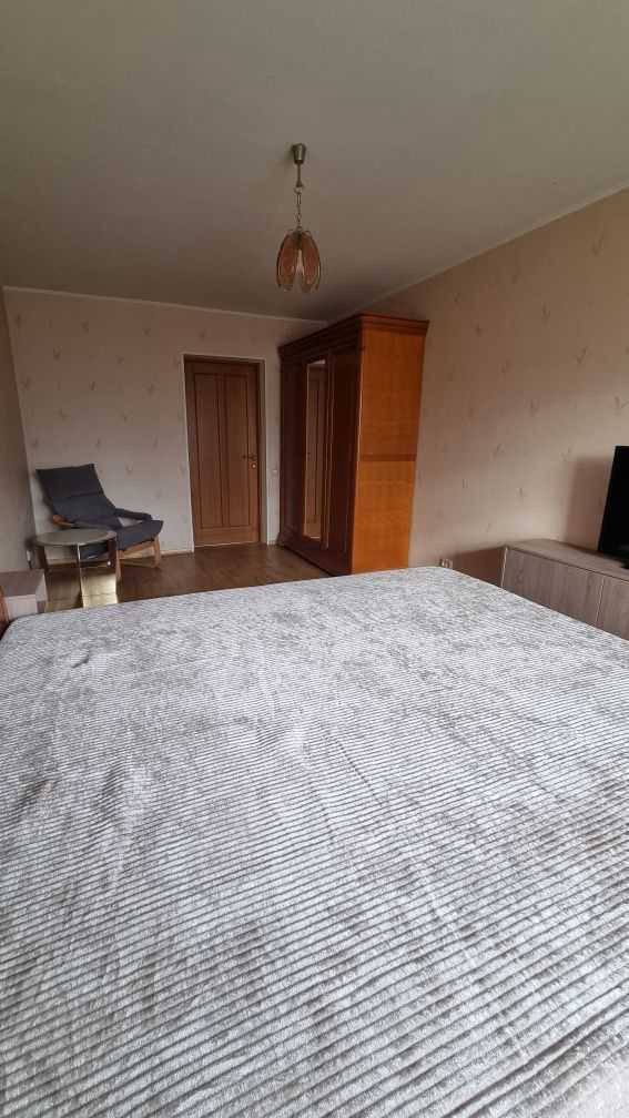 Аренда 3-комнатной квартиры 80 м², Славы бул.