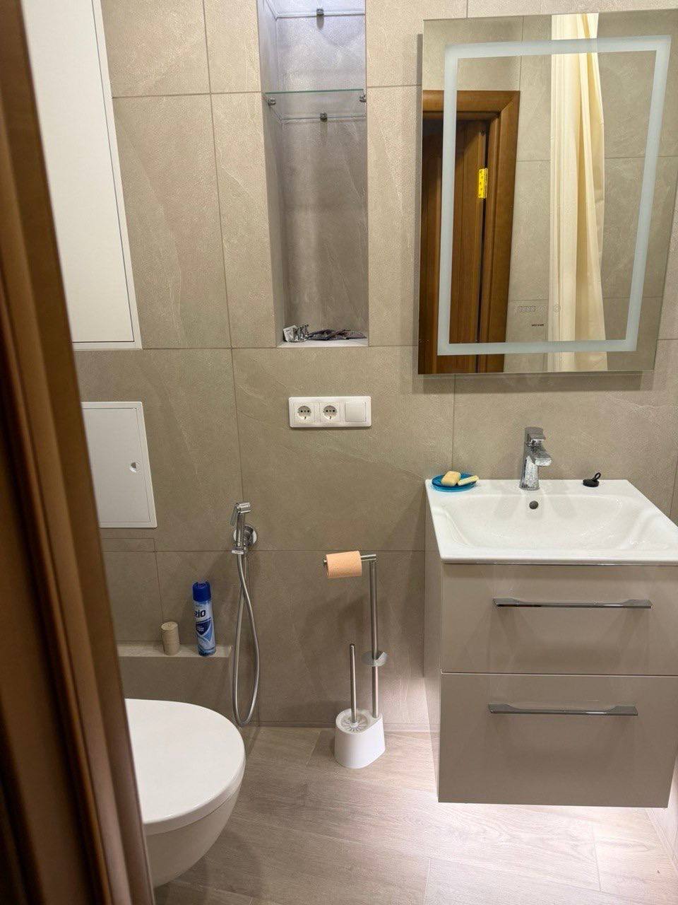 Аренда 3-комнатной квартиры 80 м², Славы бул.
