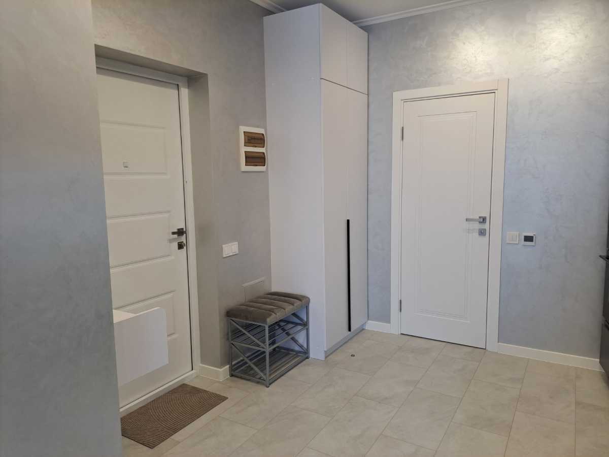 Оренда 1-кімнатної квартири 48 м², Дніпровська наб., 17к