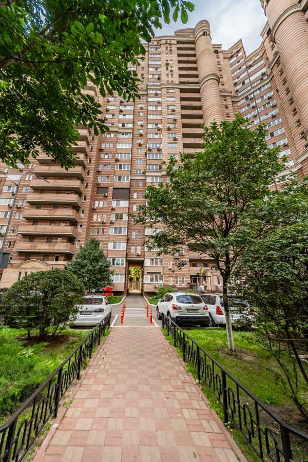 Продаж 2-кімнатної квартири 86 м², Голосіївська вул., 13б
