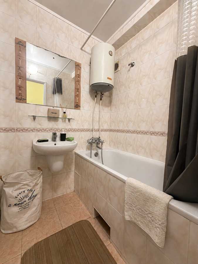 Оренда 1-кімнатної квартири 38 м², Підгірна вул., 3