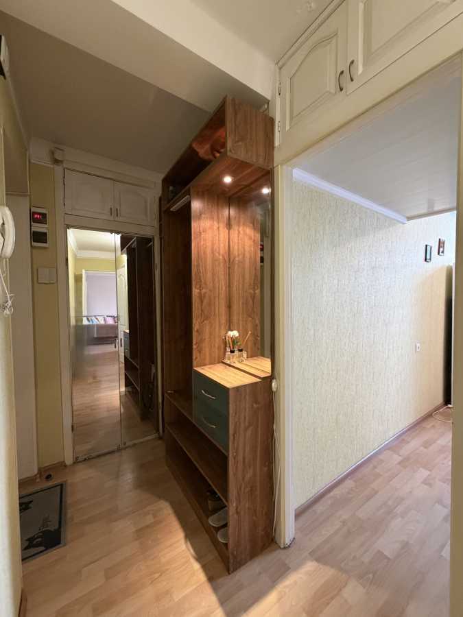 Оренда 1-кімнатної квартири 38 м², Підгірна вул., 3
