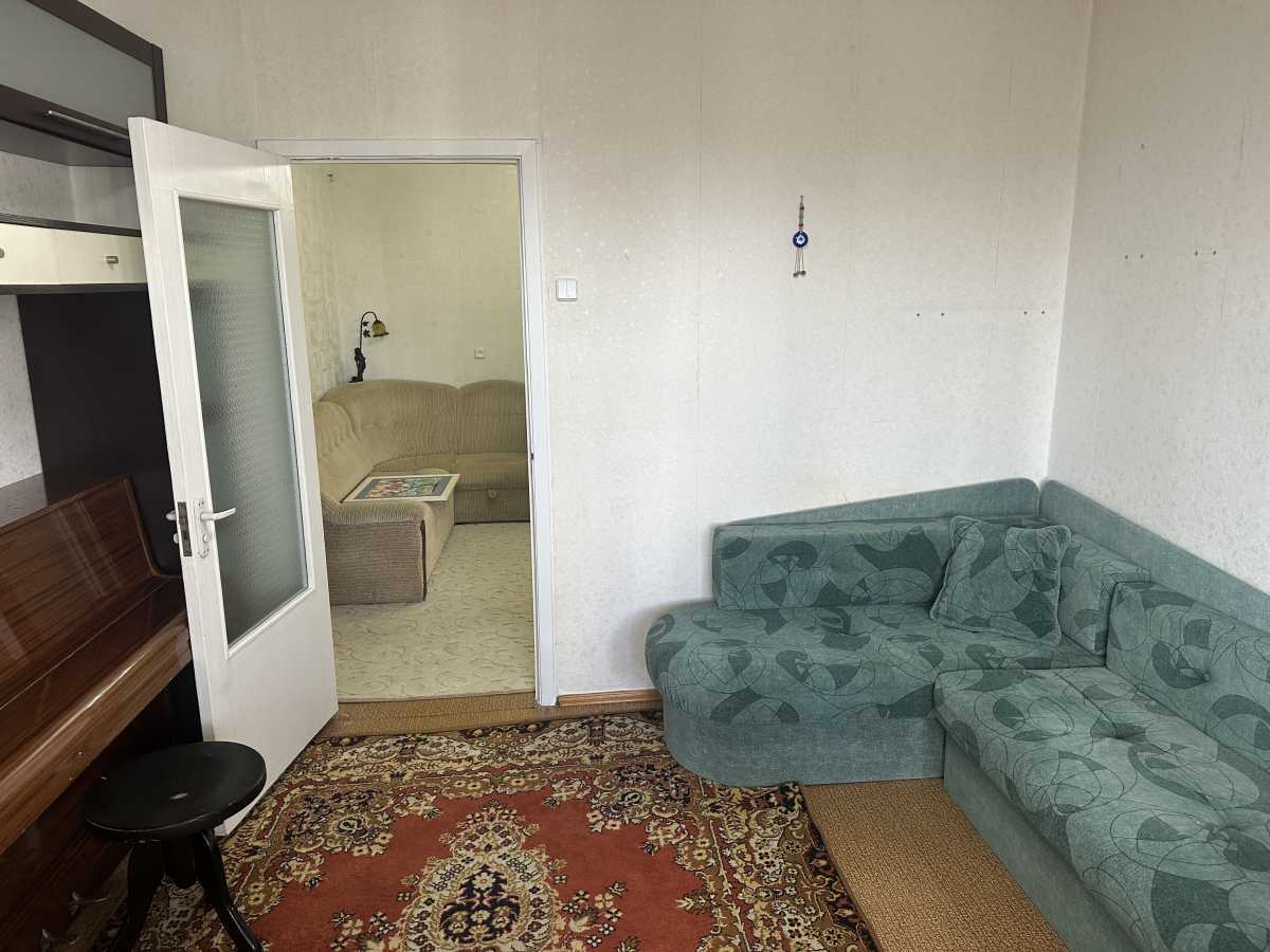 Оренда 3-кімнатної квартири 74 м², Підлісна вул., 6