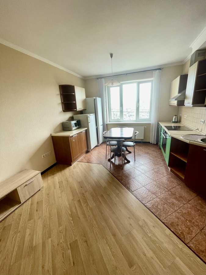 Аренда 2-комнатной квартиры 80 м², Иорданская ул., 1