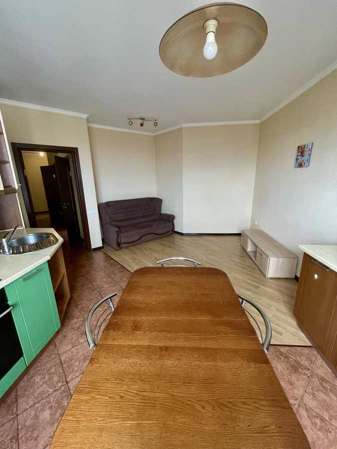 Аренда 2-комнатной квартиры 80 м², Иорданская ул., 1