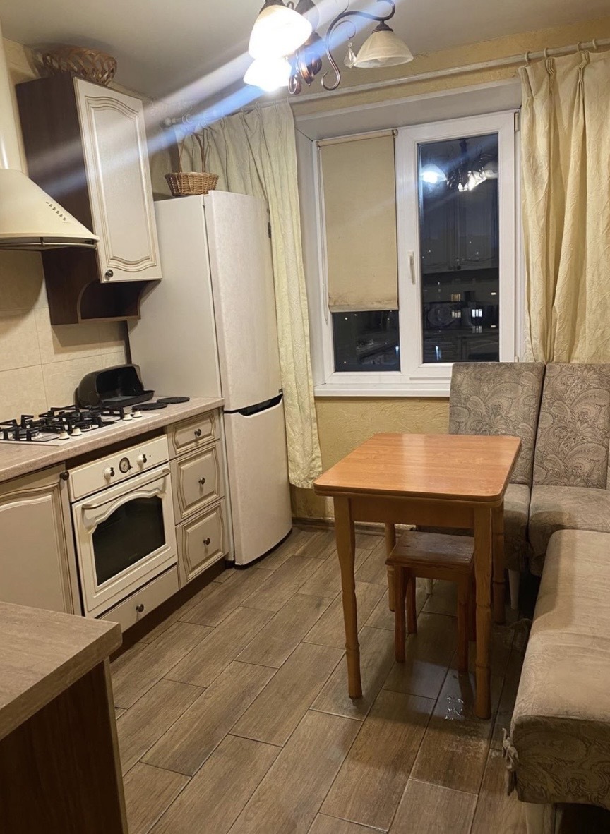 Аренда 3-комнатной квартиры 73 м², Николая Бажана просп., 7