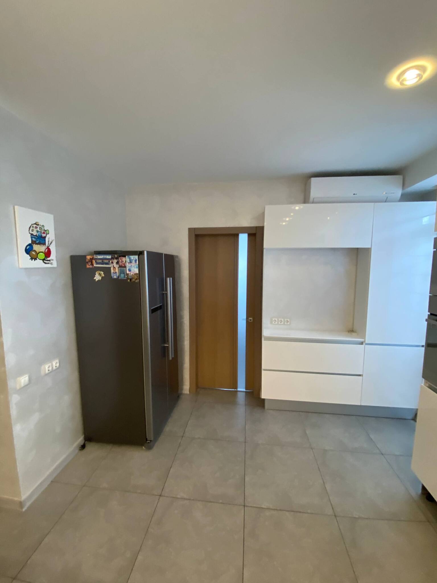 Оренда 4-кімнатної квартири 110 м², Мандриківська вул.