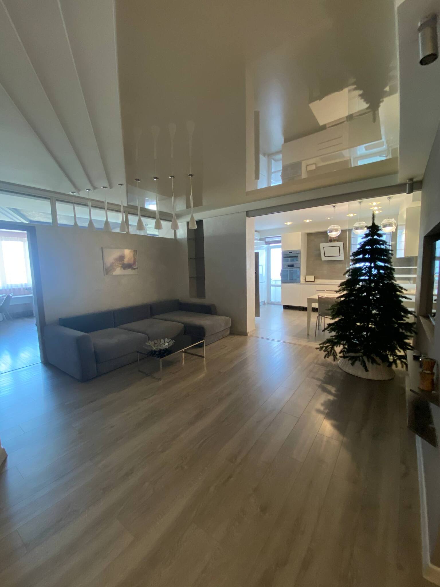 Оренда 4-кімнатної квартири 110 м², Мандриківська вул.