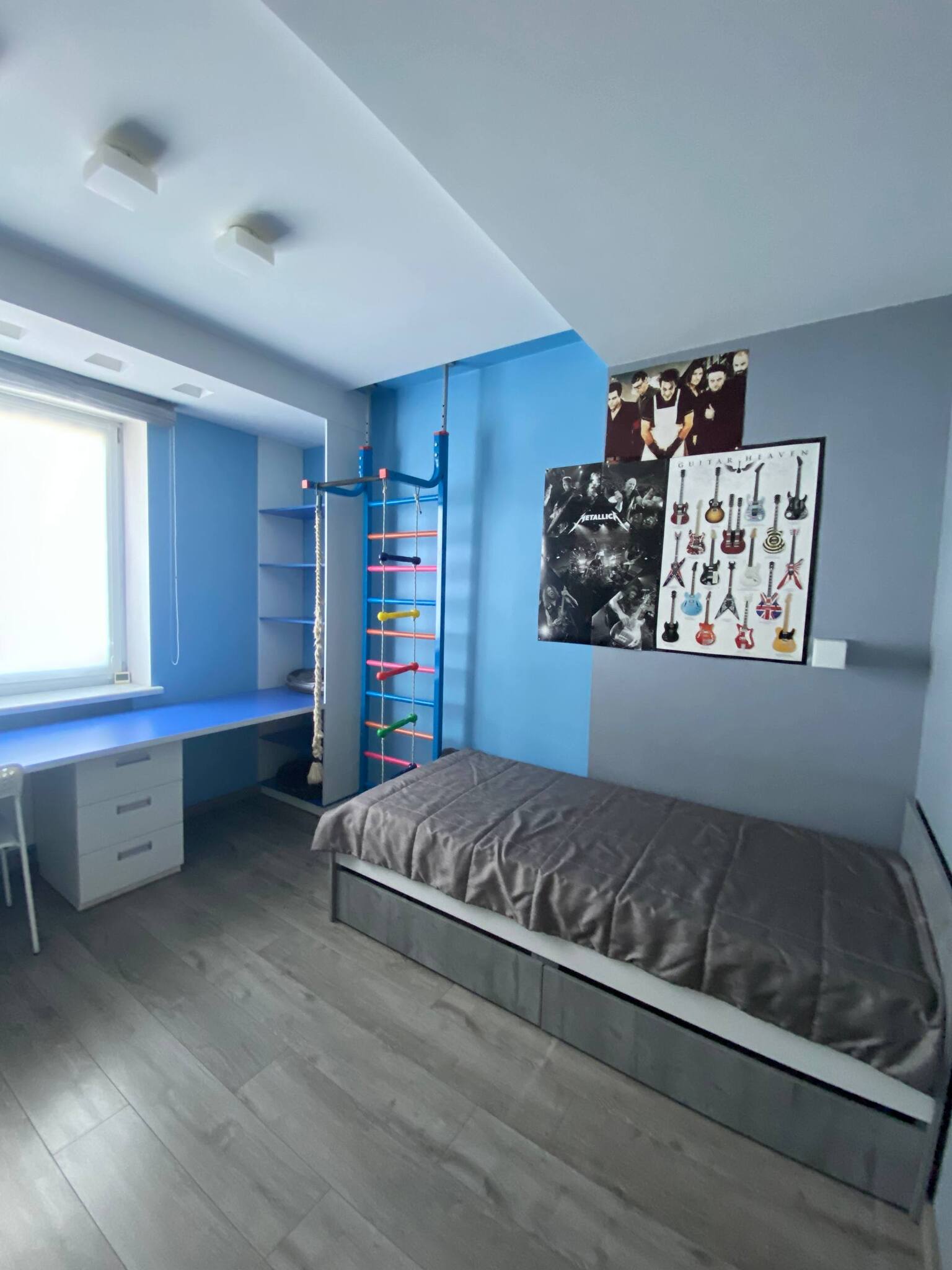 Оренда 4-кімнатної квартири 110 м², Мандриківська вул.