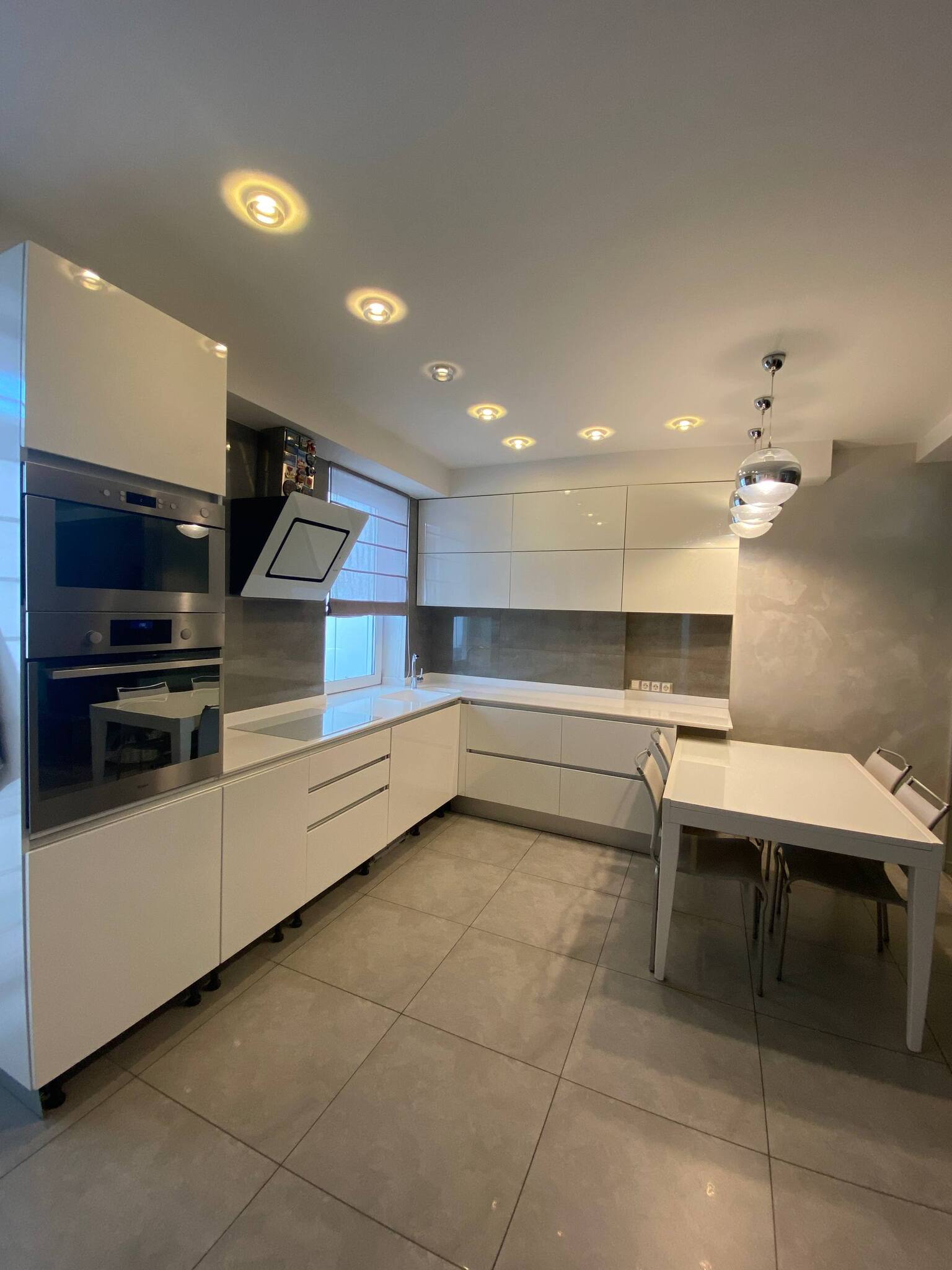 Оренда 4-кімнатної квартири 110 м², Мандриківська вул.