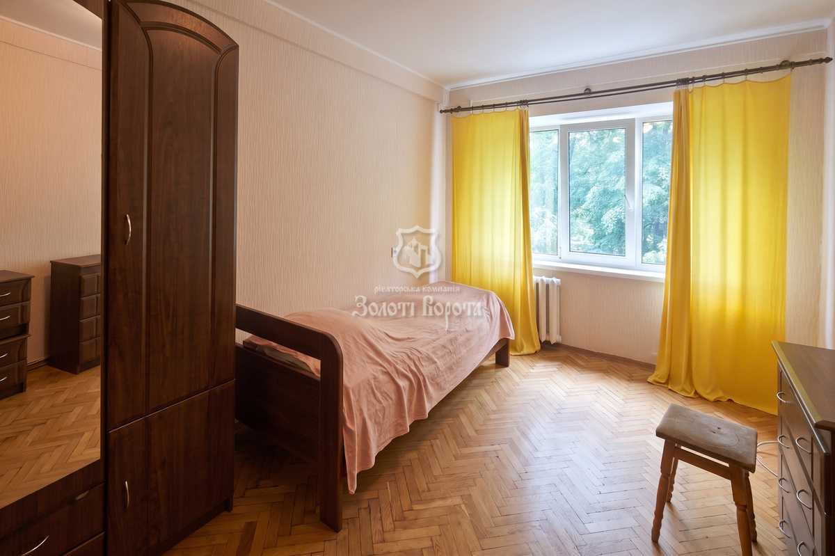 Продаж 2-кімнатної квартири 45.5 м², Волгоградська вул., 12