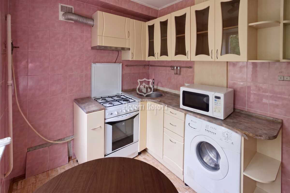 Продаж 2-кімнатної квартири 45.5 м², Волгоградська вул., 12