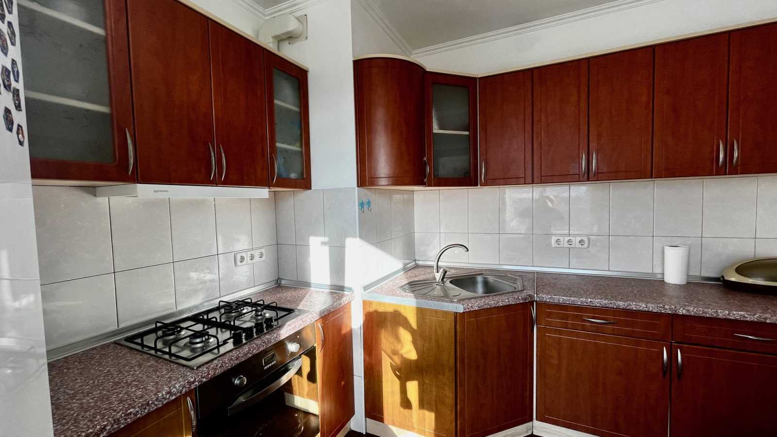 Продаж 3-кімнатної квартири 75 м², Грушевського вул., 17Г
