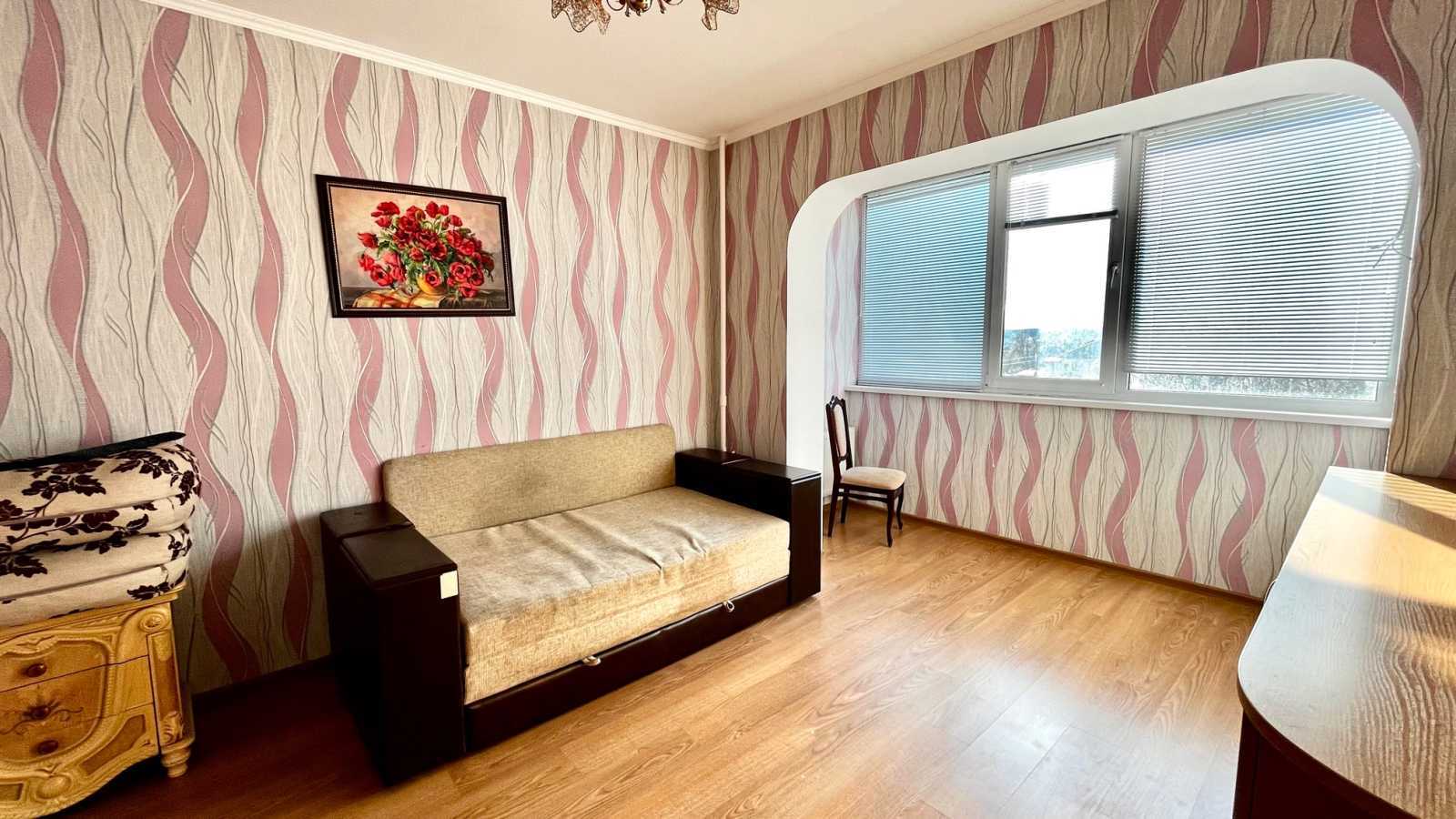 Продаж 3-кімнатної квартири 75 м², Грушевського вул., 17Г