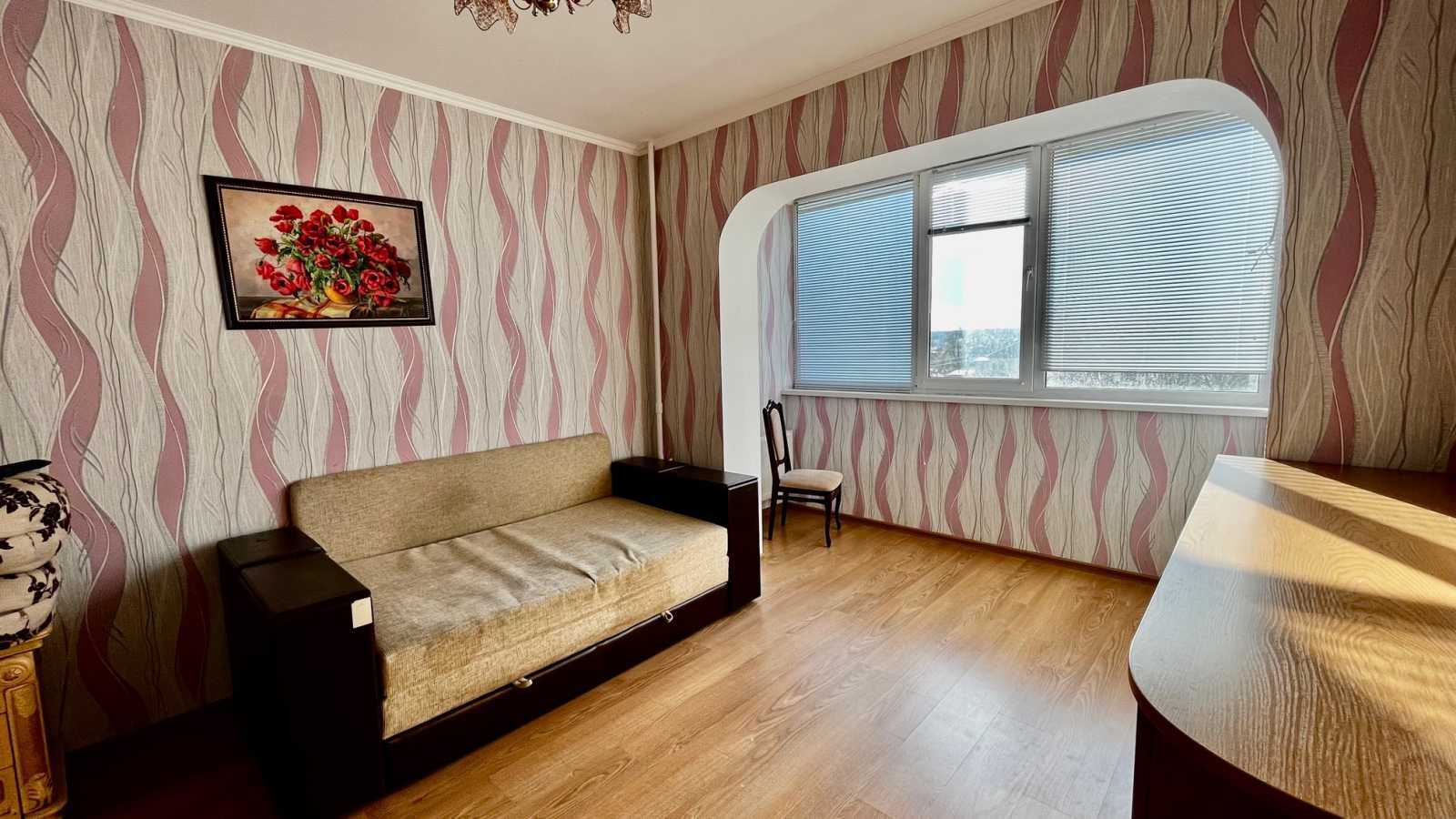 Продаж 3-кімнатної квартири 75 м², Грушевського вул., 17Г