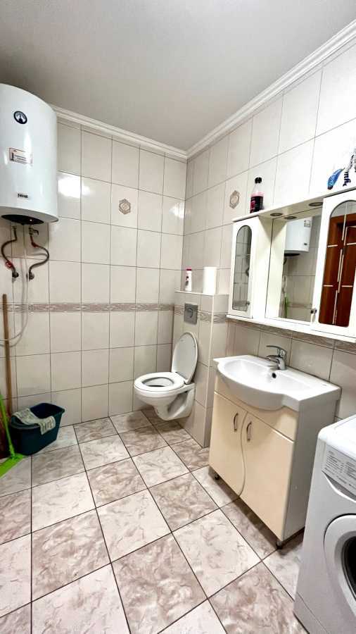 Продаж 3-кімнатної квартири 75 м², Грушевського вул., 17Г