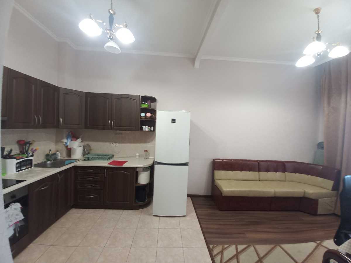 Продаж 2-кімнатної квартири 68.3 м², Київська вул., 265
