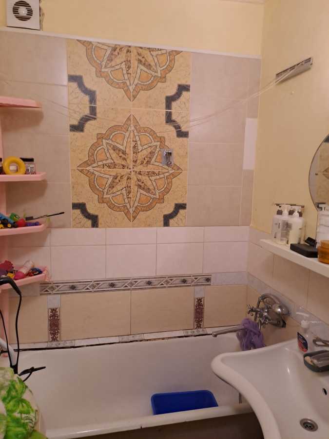Продаж 2-кімнатної квартири 45 м², Миколи Василенка вул., 12