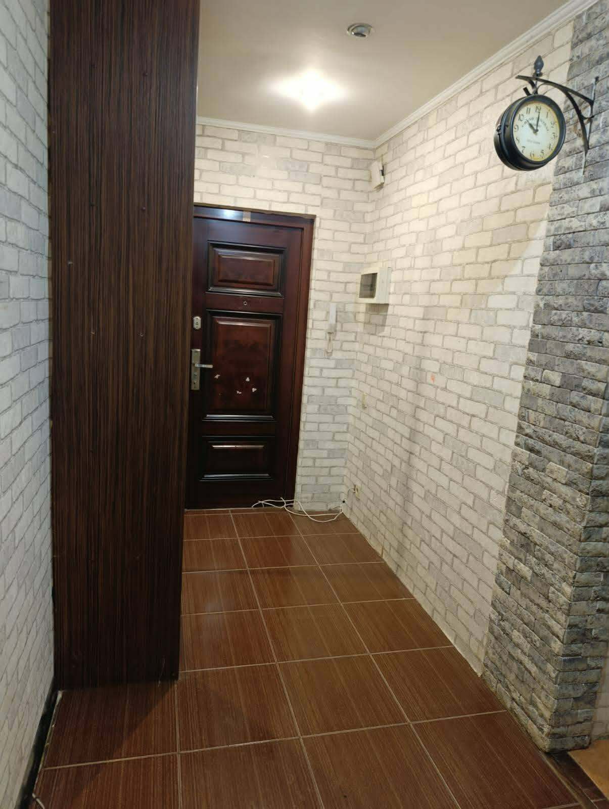 Оренда 2-кімнатної квартири 56 м², Володимира Момота вул.