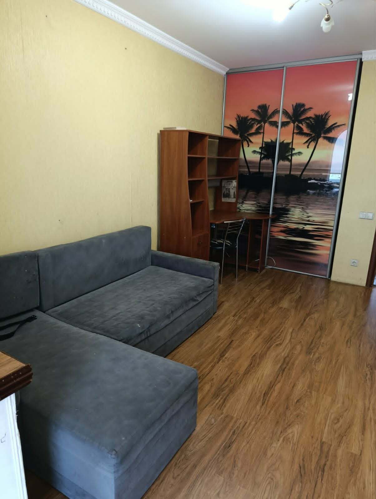 Оренда 2-кімнатної квартири 56 м², Володимира Момота вул.