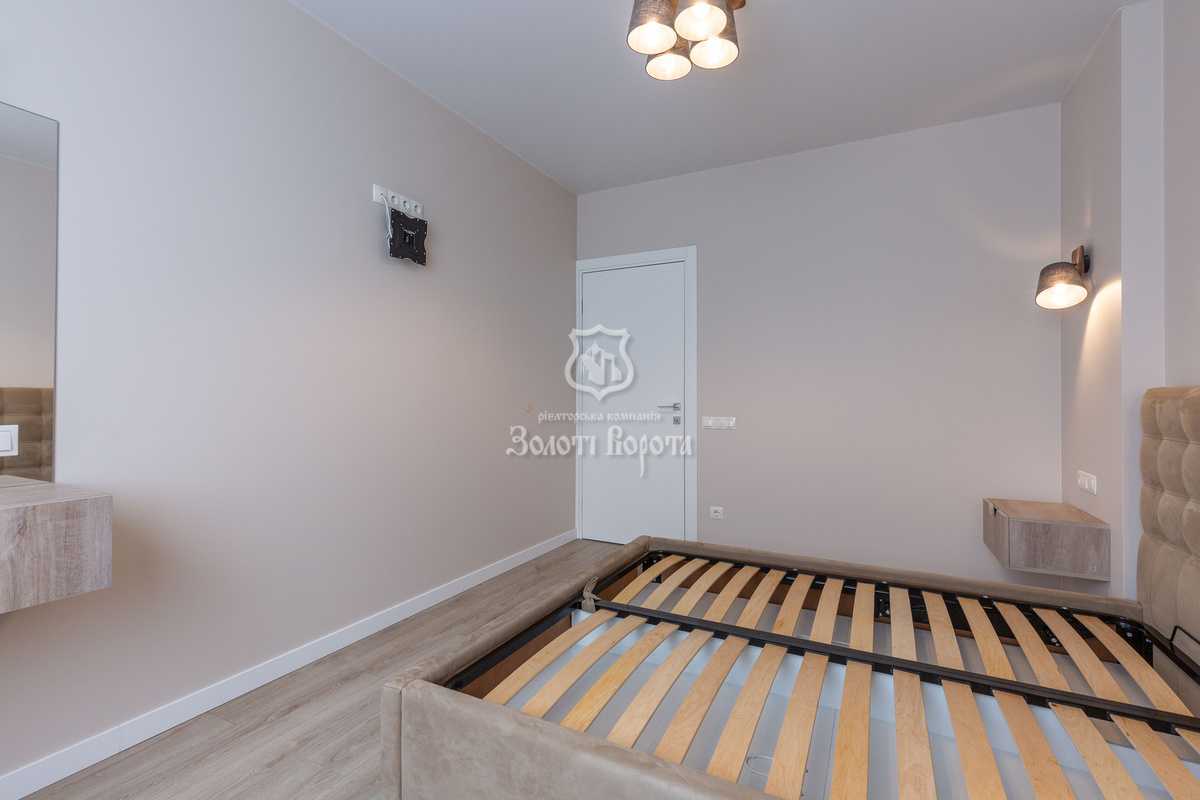 Продаж 2-кімнатної квартири 80.5 м², Європейська пл., Союзу, 45а
