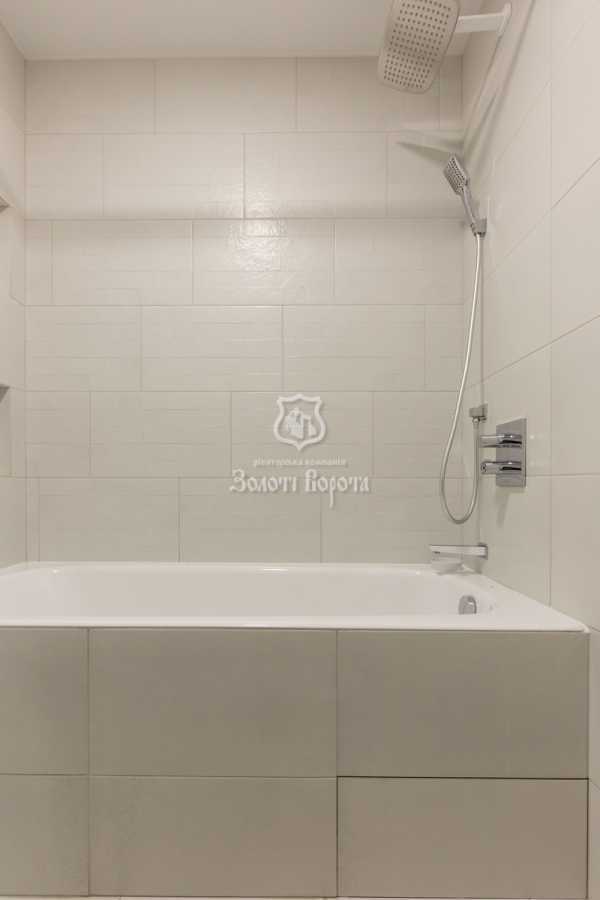 Продаж 2-кімнатної квартири 80.5 м², Європейська пл., Союзу, 45а
