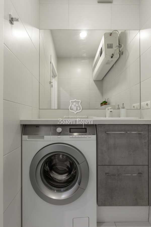 Продаж 2-кімнатної квартири 80.5 м², Європейська пл., Союзу, 45а