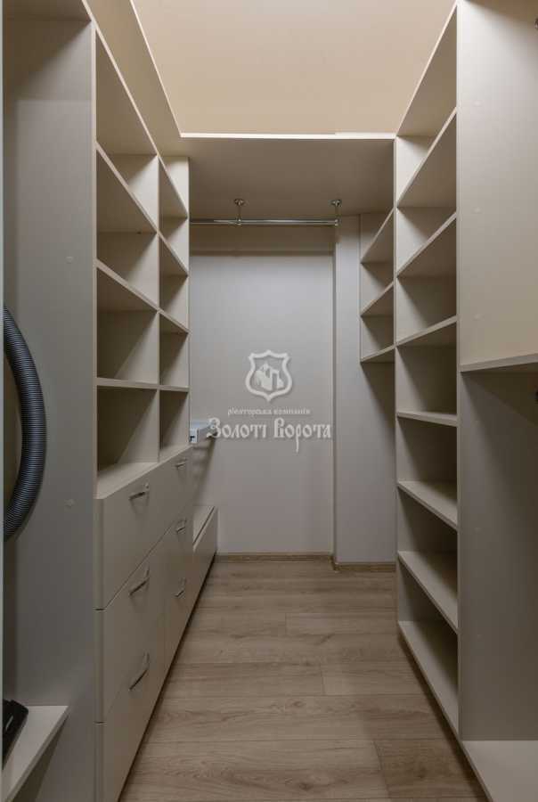 Продаж 2-кімнатної квартири 80.5 м², Європейська пл., Союзу, 45а