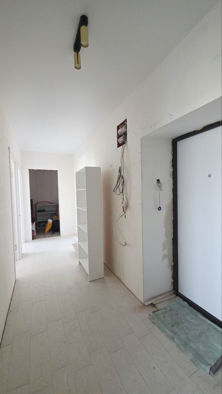 Продажа 2-комнатной квартиры 78 м², Славы бул.