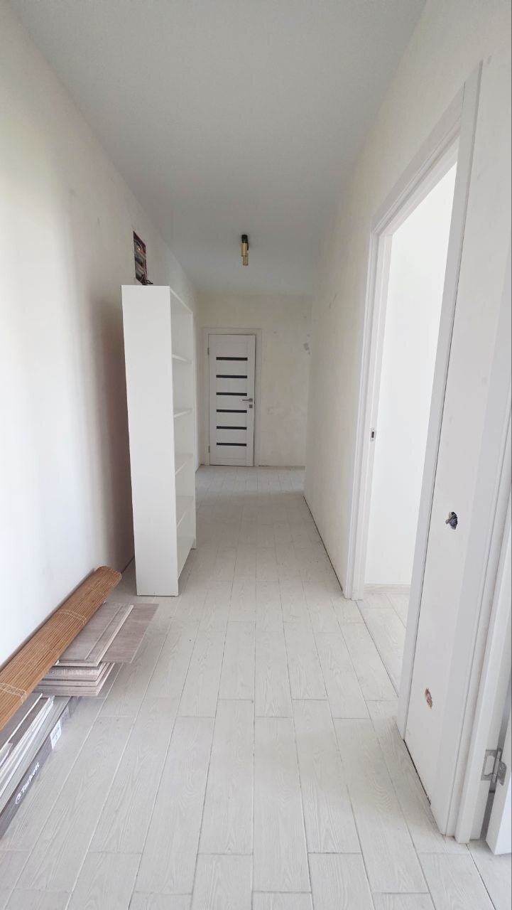 Продажа 2-комнатной квартиры 78 м², Славы бул.