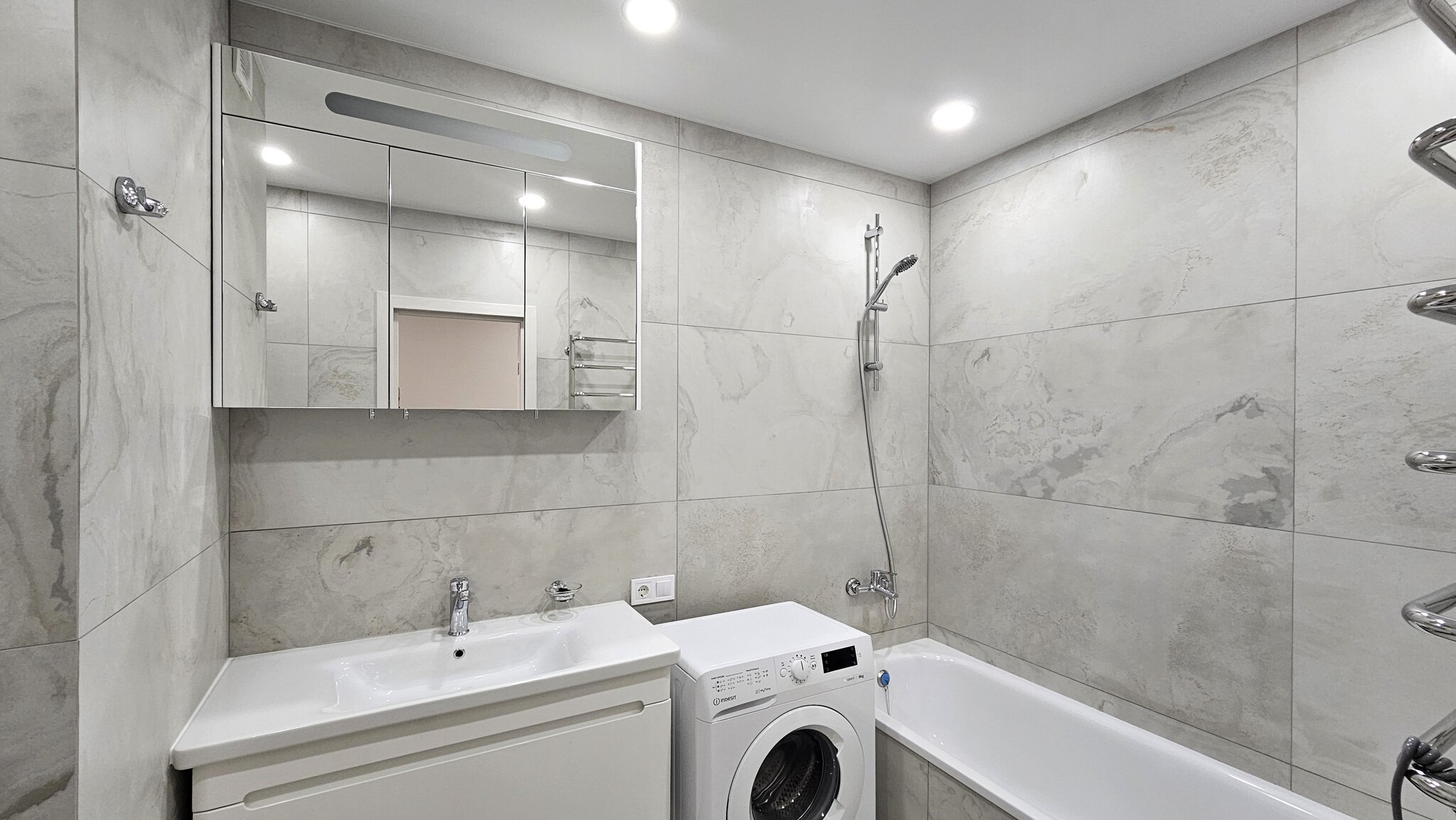 Аренда 2-комнатной квартиры 79 м², Балтийский пер., 1