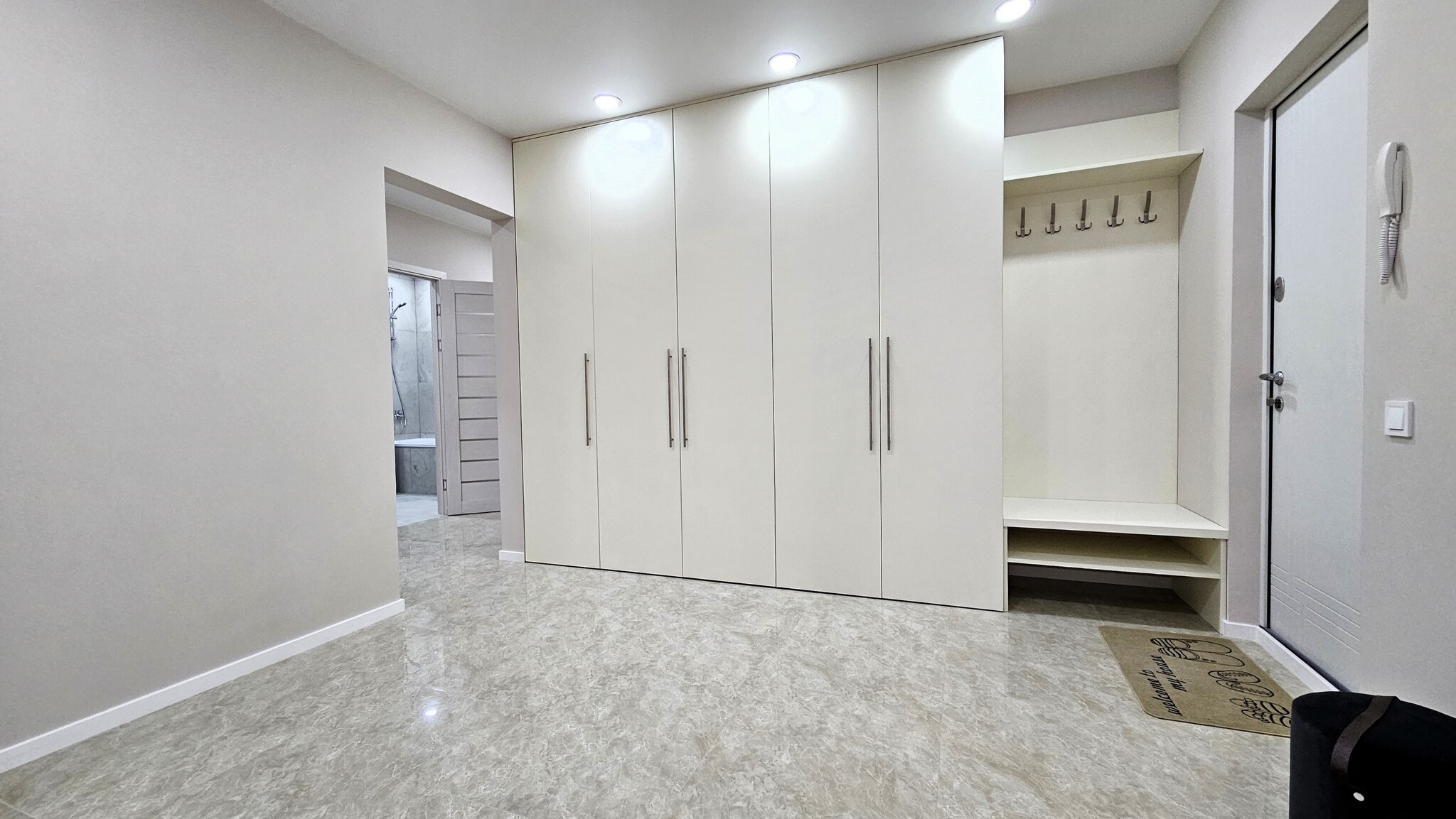 Аренда 2-комнатной квартиры 79 м², Балтийский пер., 1