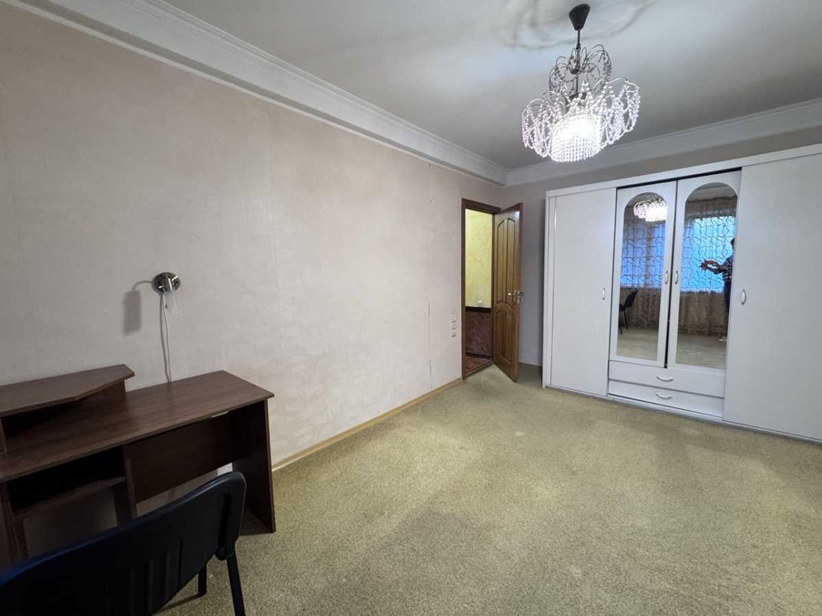 Продаж 2-кімнатної квартири 46 м², Михайла Донця вул., 27А