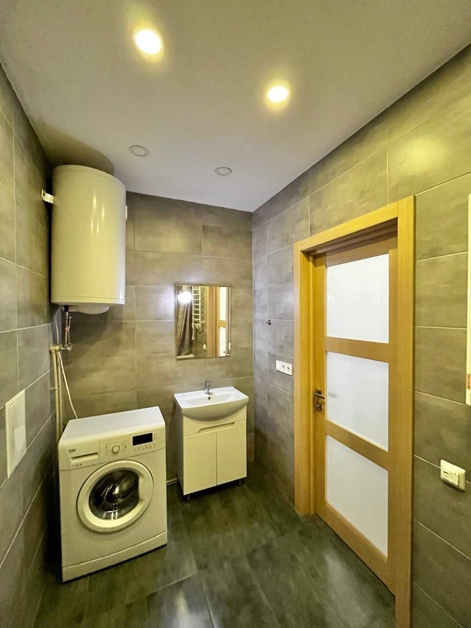 Продажа 2-комнатной квартиры 84 м², Набережная Победы ул.
