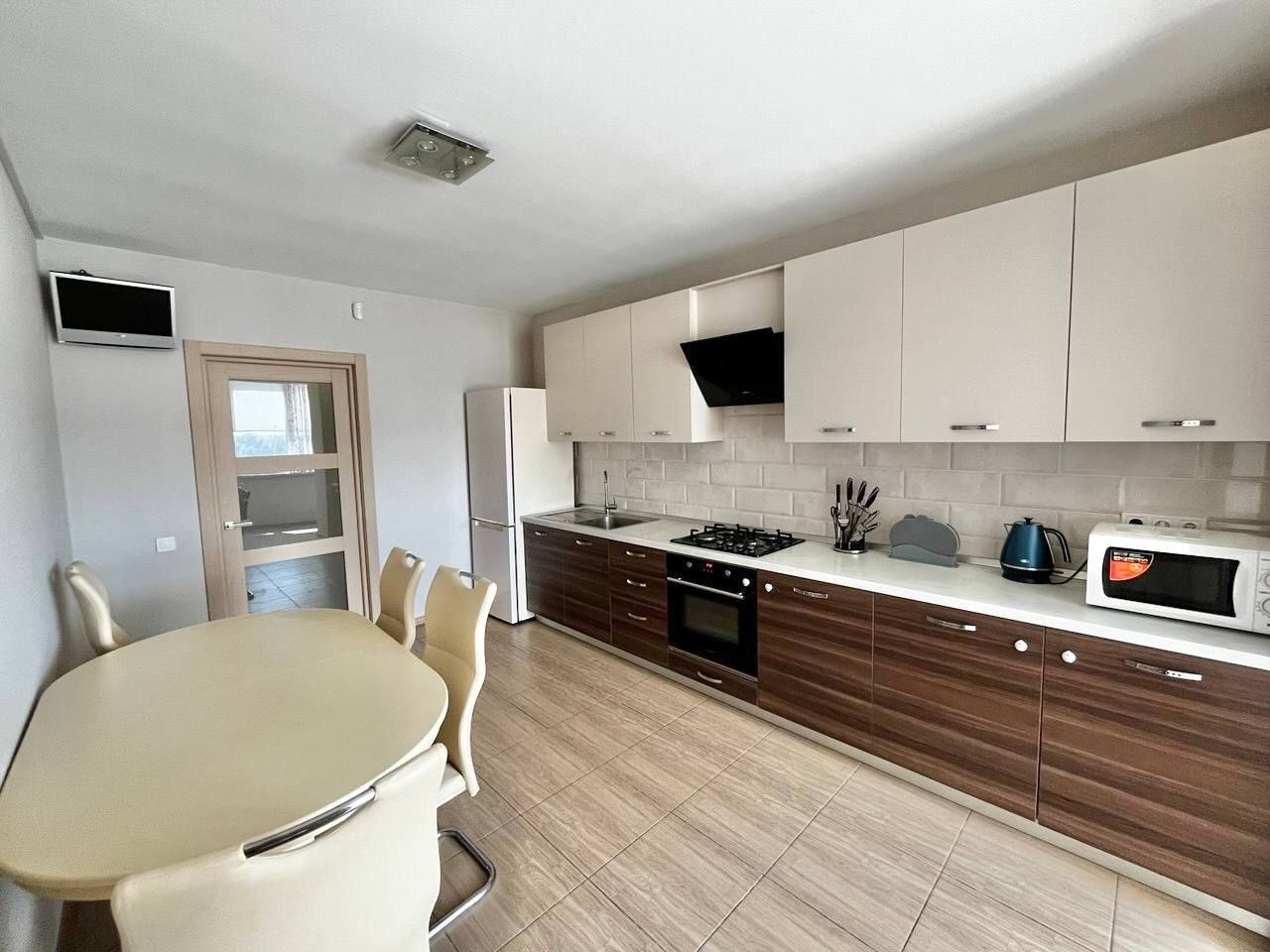 Продажа 2-комнатной квартиры 84 м², Набережная Победы ул.