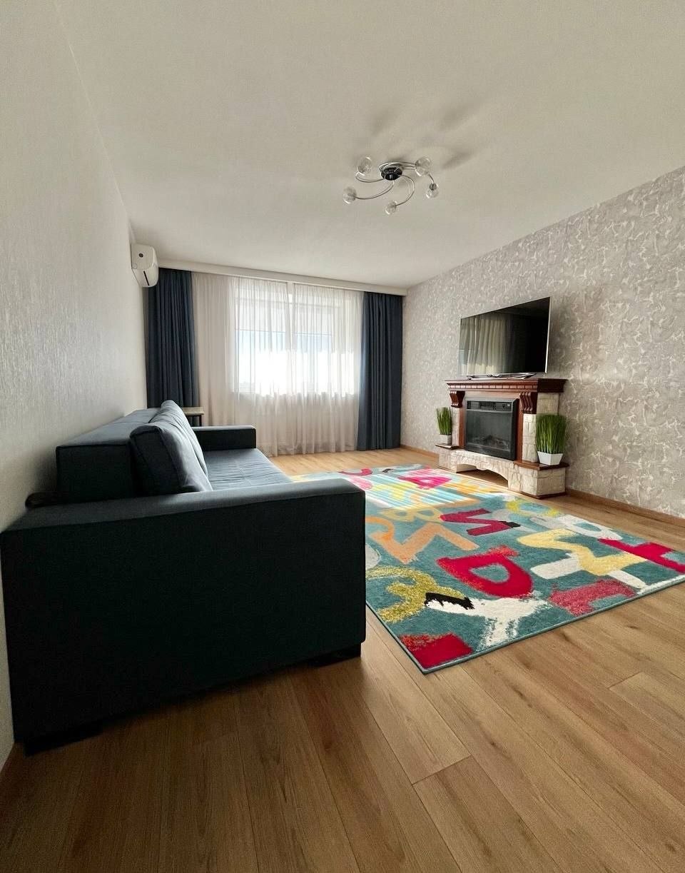 Продажа 2-комнатной квартиры 84 м², Набережная Победы ул.