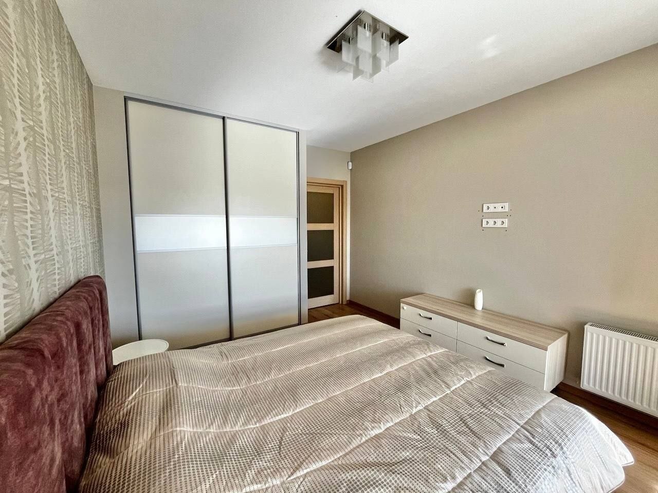 Продажа 2-комнатной квартиры 84 м², Набережная Победы ул.