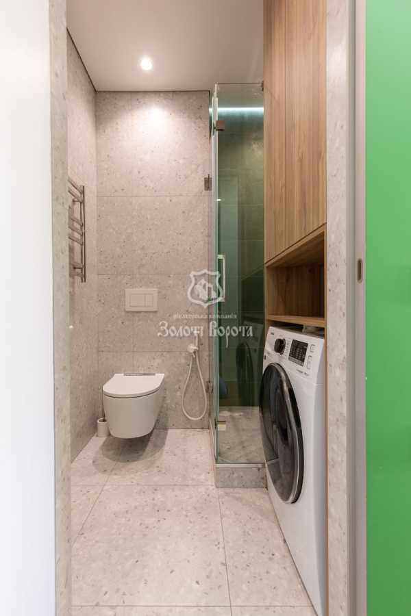Продаж 2-кімнатної квартири 67.8 м², Олександра Олеся вул., 2а