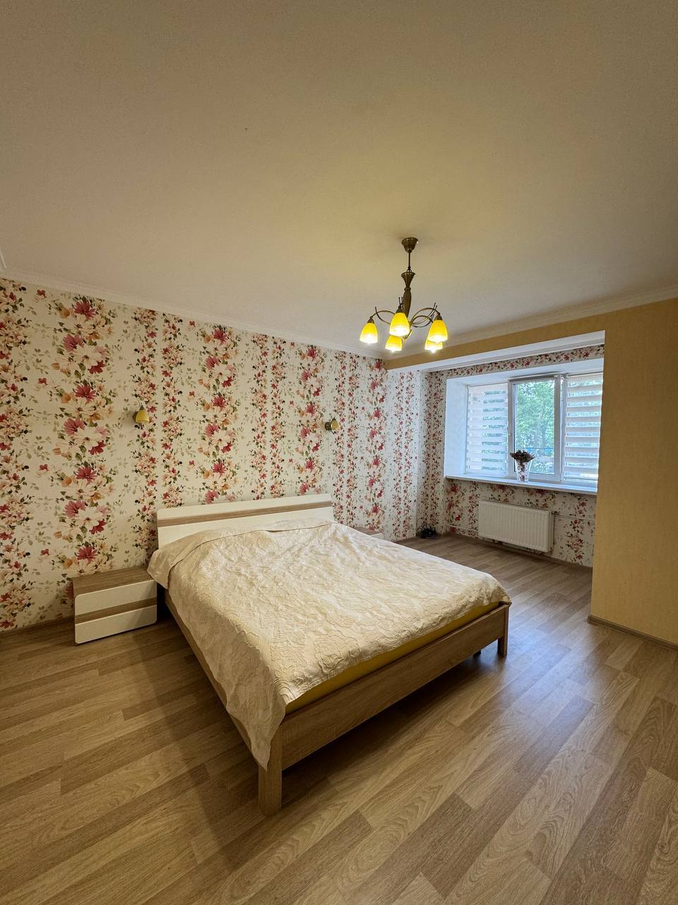 Оренда 3-кімнатної квартири 90 м², Тургенівська вул., 10