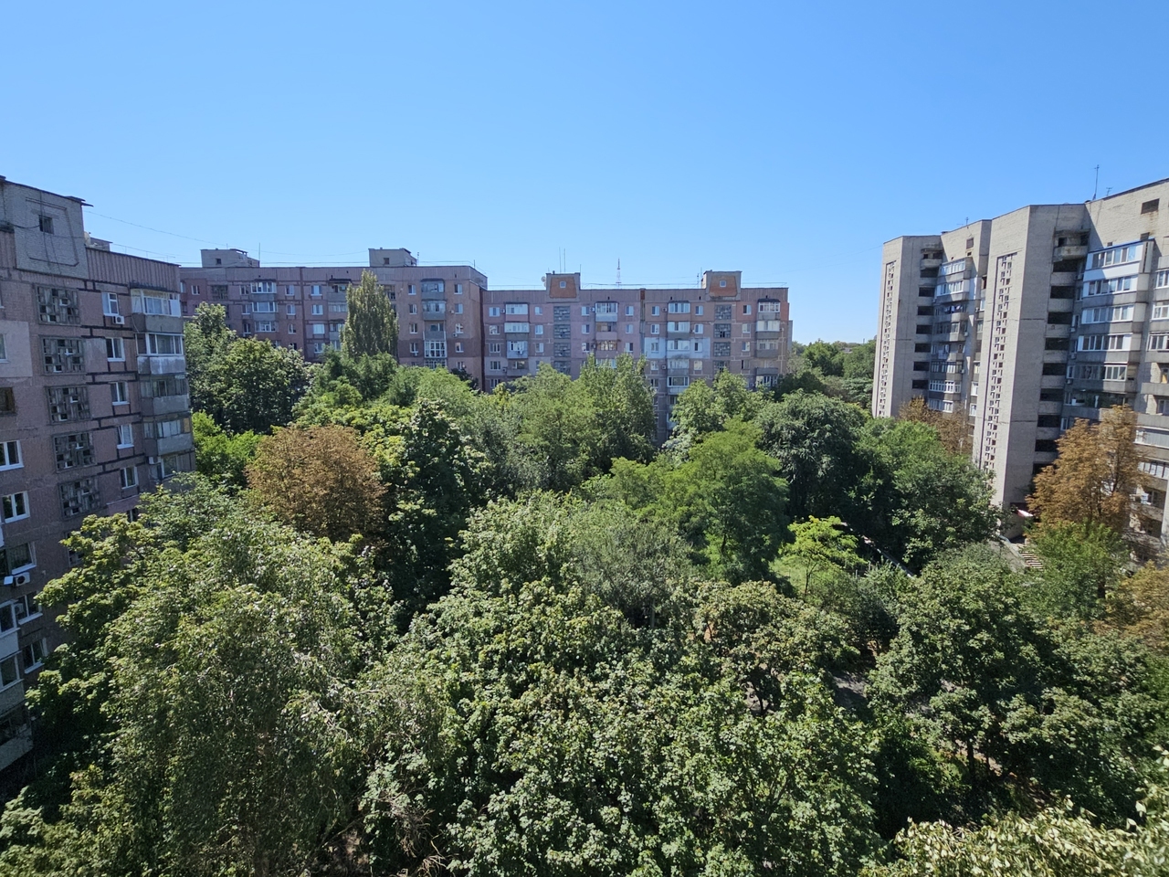 Продаж 1-кімнатної квартири 42 м², Менахем-Мендл Шнеєрсона вул., 15