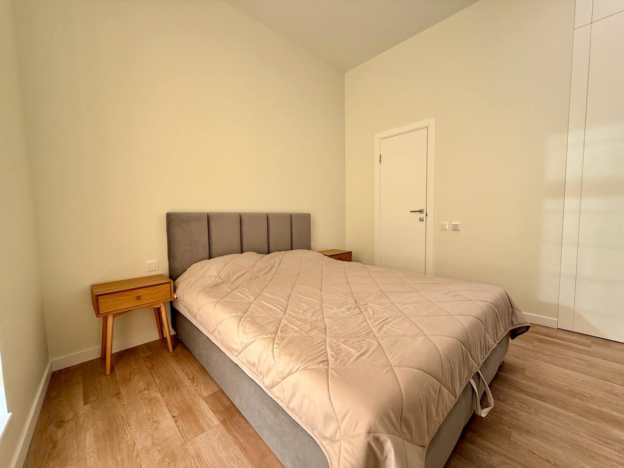 Оренда 3-кімнатної квартири 80 м², Ламана вул.