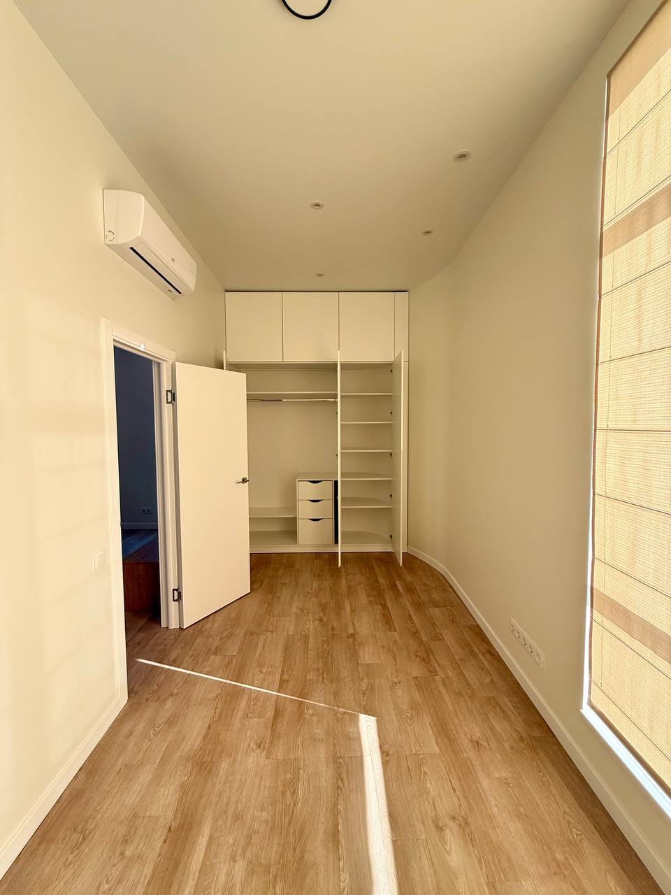 Оренда 3-кімнатної квартири 80 м², Ламана вул.