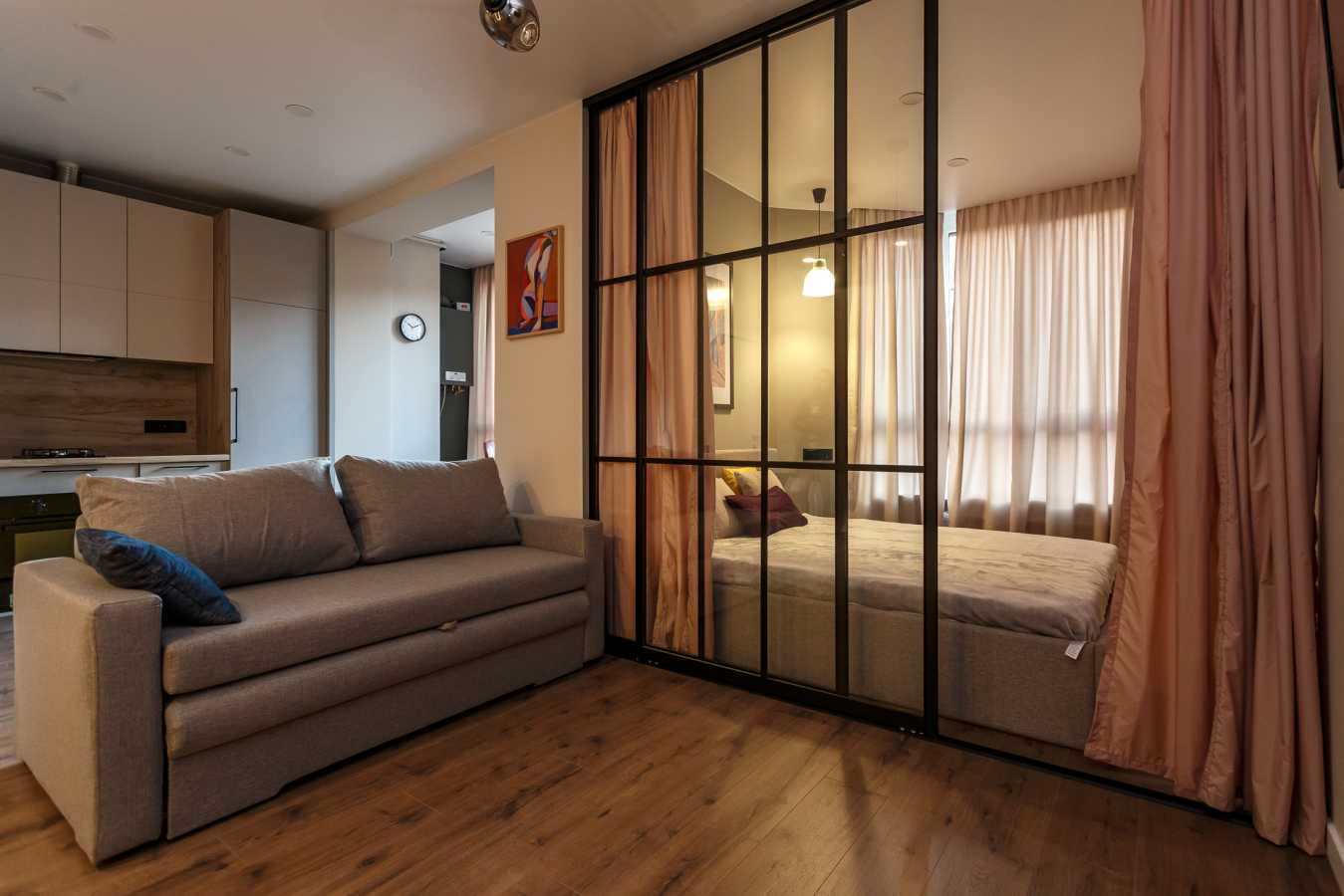 Продаж 1-кімнатної квартири 35 м², Миру вул., 2В